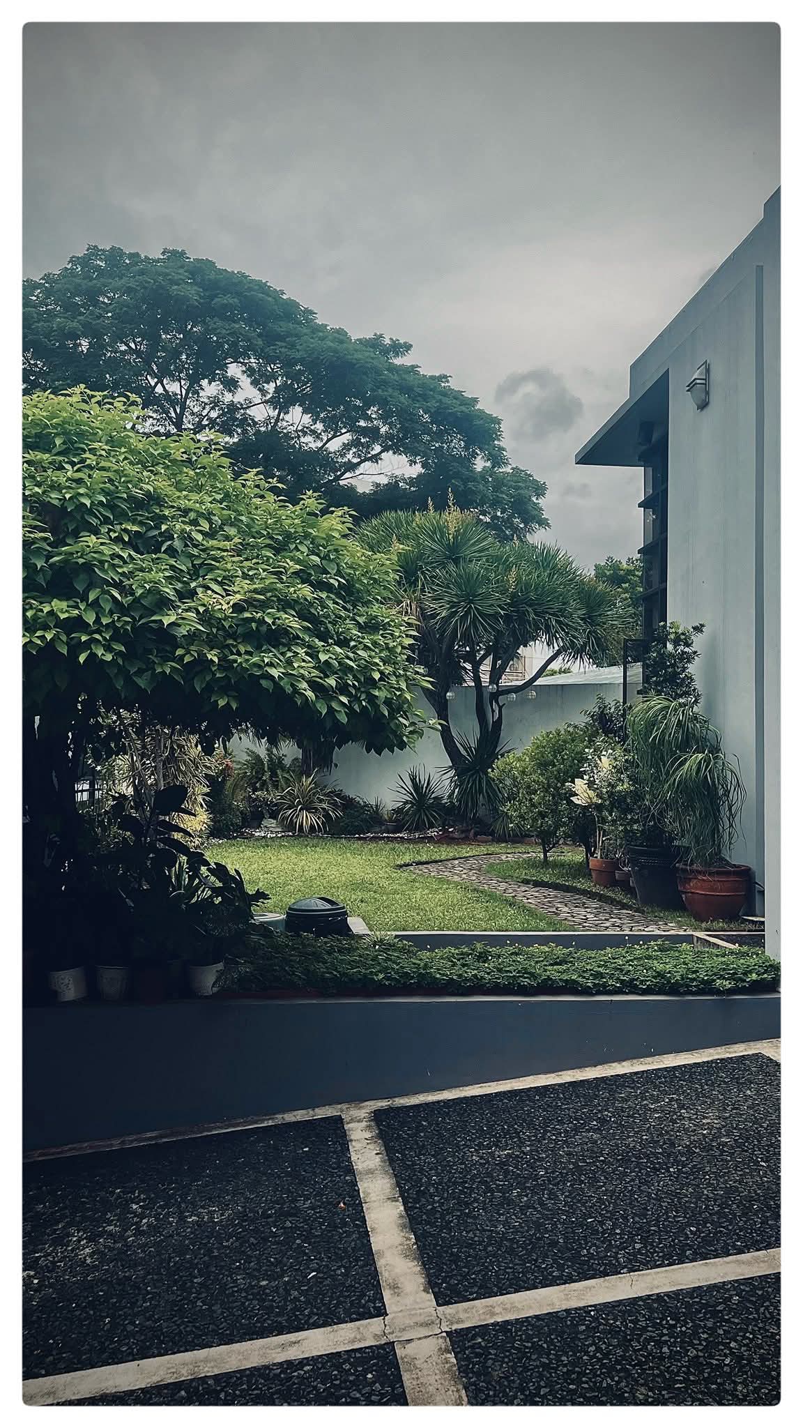 Modern House For Sale Rancho 4 Marikina City — 4BR Garden Floor-to-Ceiling Windows 367 sqm Walk to Marist School ₱25M Negotiable