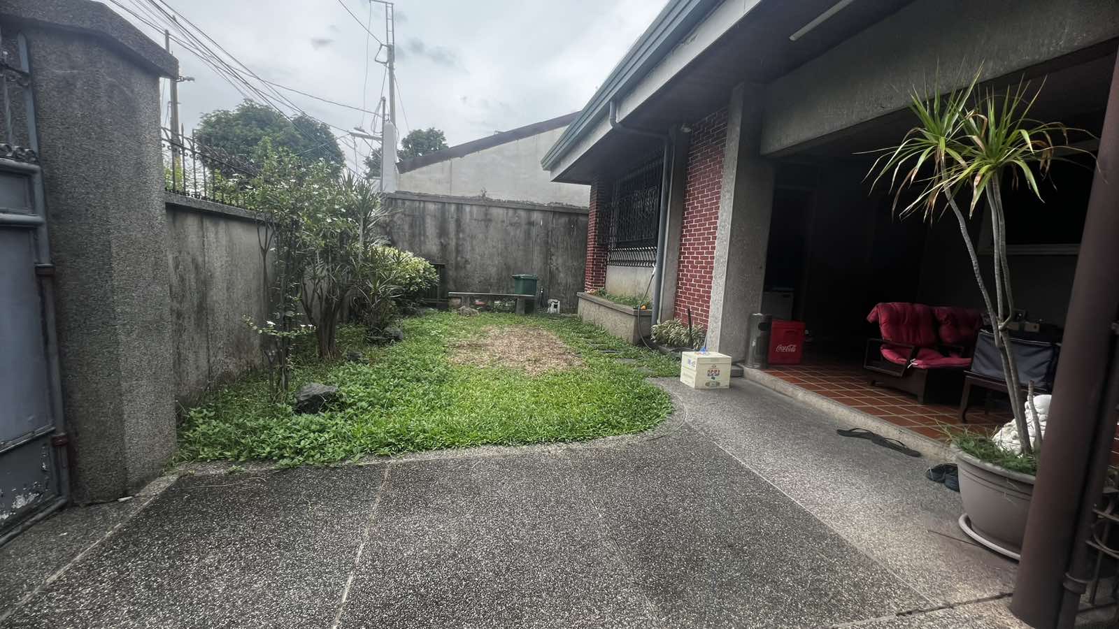 Single-Level Bungalow For Sale BF Homes Quezon City — 4BR 3 Baths 392 sqm No Stairs ₱25M NET