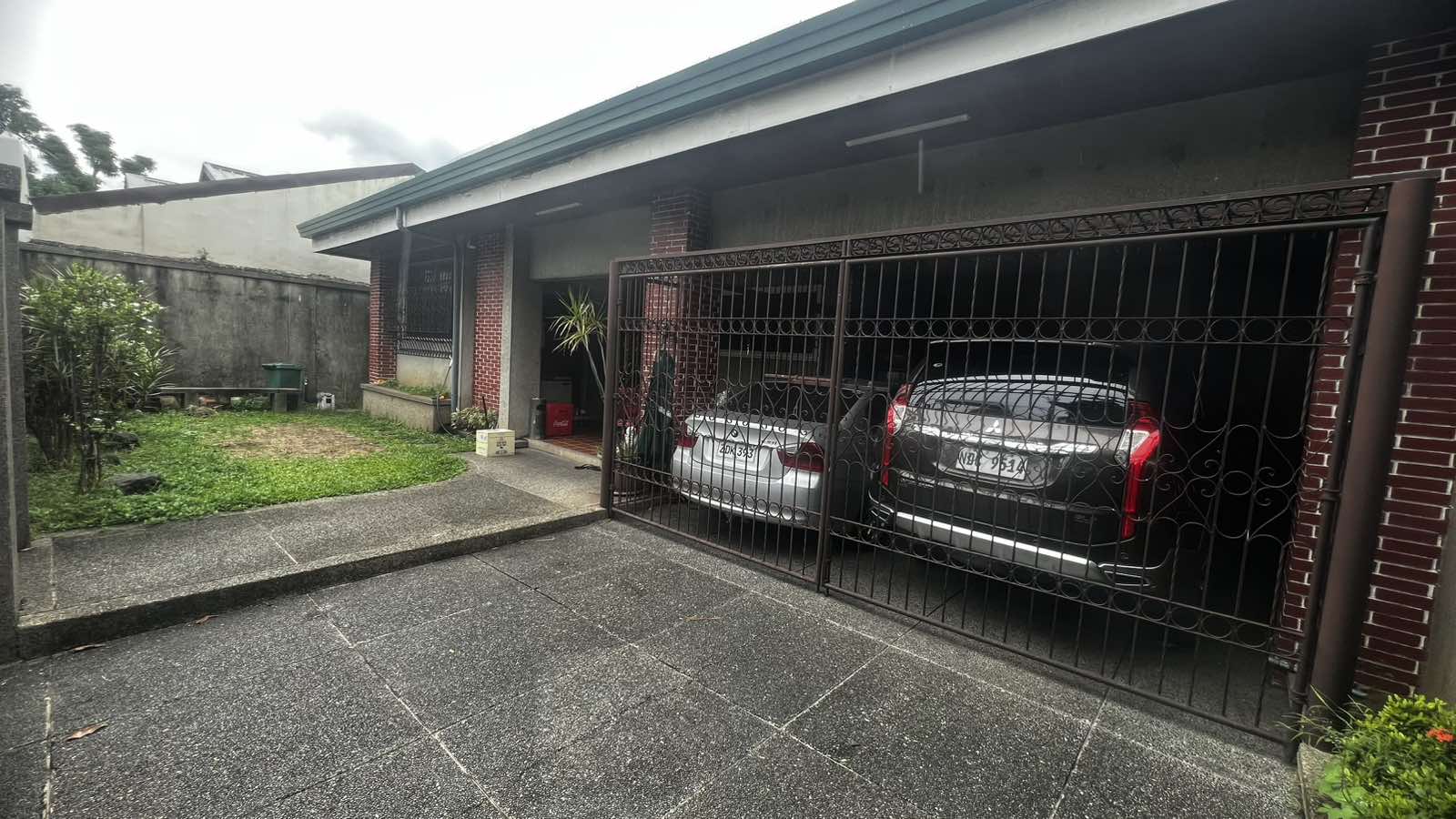 Single-Level Bungalow For Sale BF Homes Quezon City — 4BR 3 Baths 392 sqm No Stairs ₱25M NET